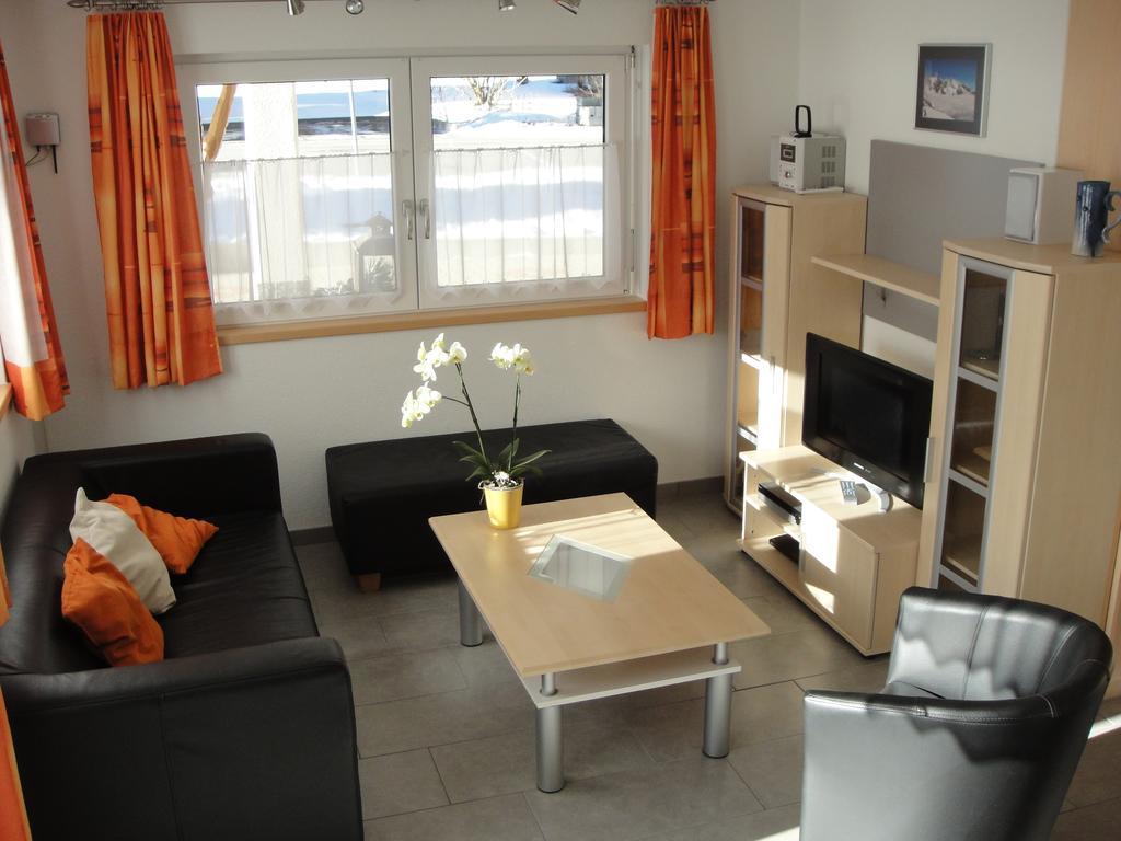 Haus Alpenstern Apartment ซาส-กรุนด์ ห้อง รูปภาพ