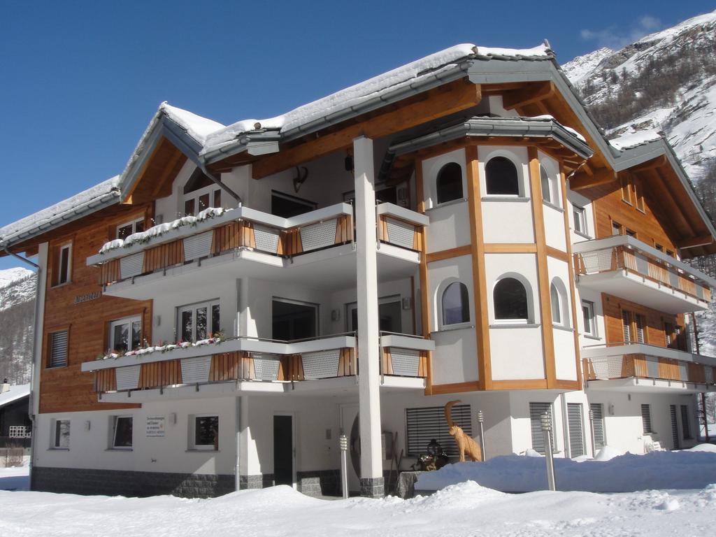 Haus Alpenstern Apartment ซาส-กรุนด์ ภายนอก รูปภาพ