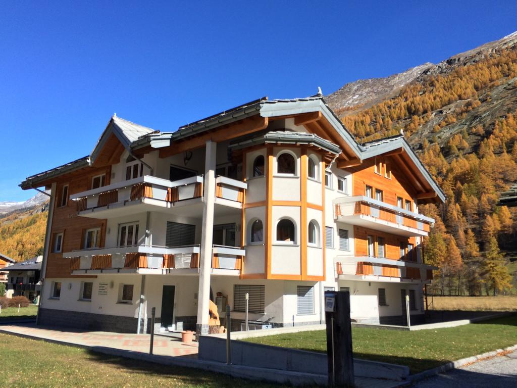 Haus Alpenstern Apartment ซาส-กรุนด์ ภายนอก รูปภาพ