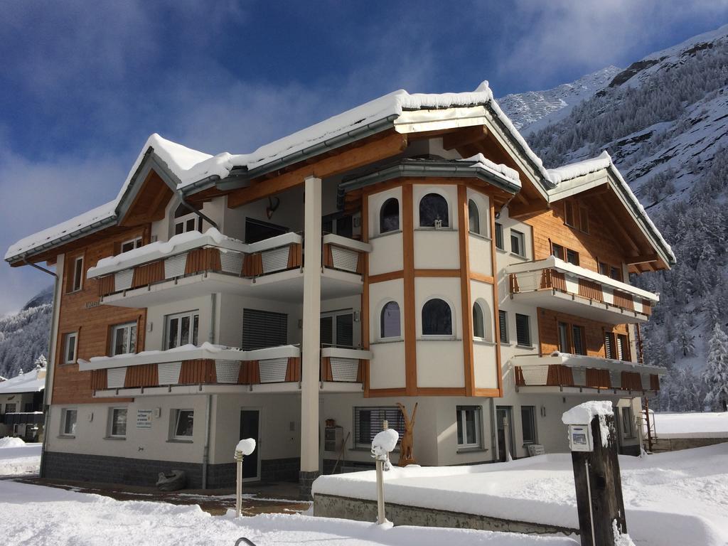 Haus Alpenstern Apartment ซาส-กรุนด์ ภายนอก รูปภาพ